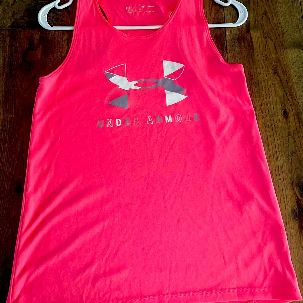 Pink tank top